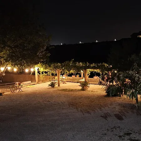 Tenuta Degli Ulivi - Dimora Contadina Holiday home *
